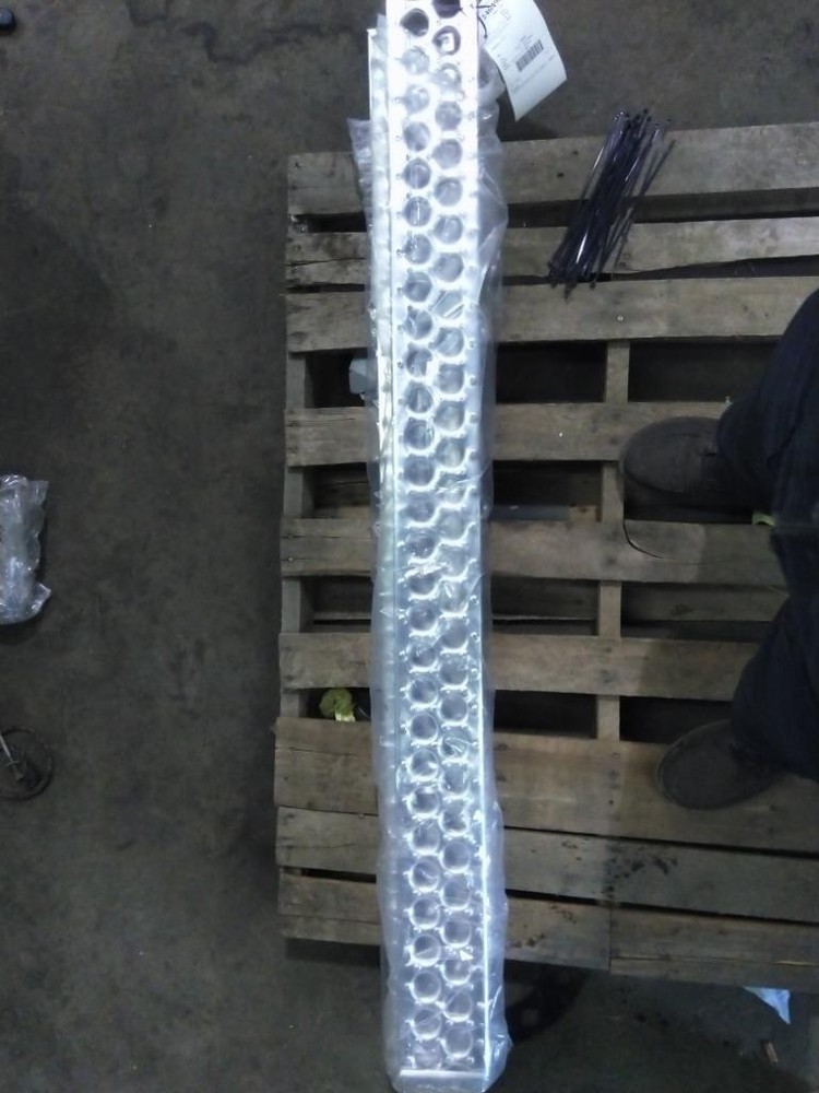 For WESTERN STAR TANK STEP N/A ,  OR