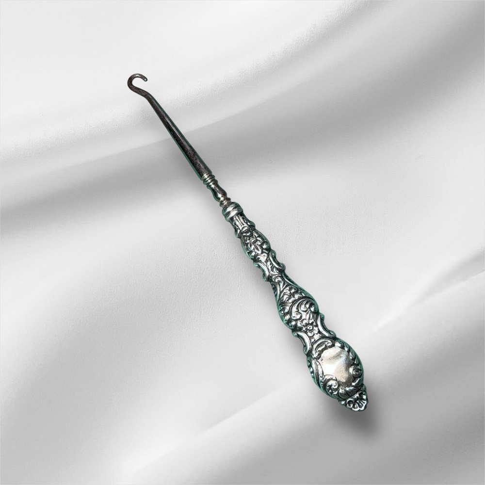Button Boot Glove Hook Sterling Silver, Handle Floral Scrolling Design Antique