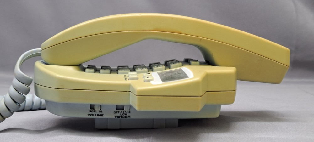 90s ACT Communication Touch Tone Dial Corded Telephone UNTESTED