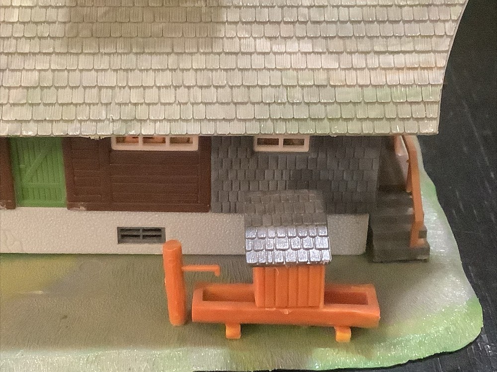 Faller Ams B-283 Forest House, Boxed #020719