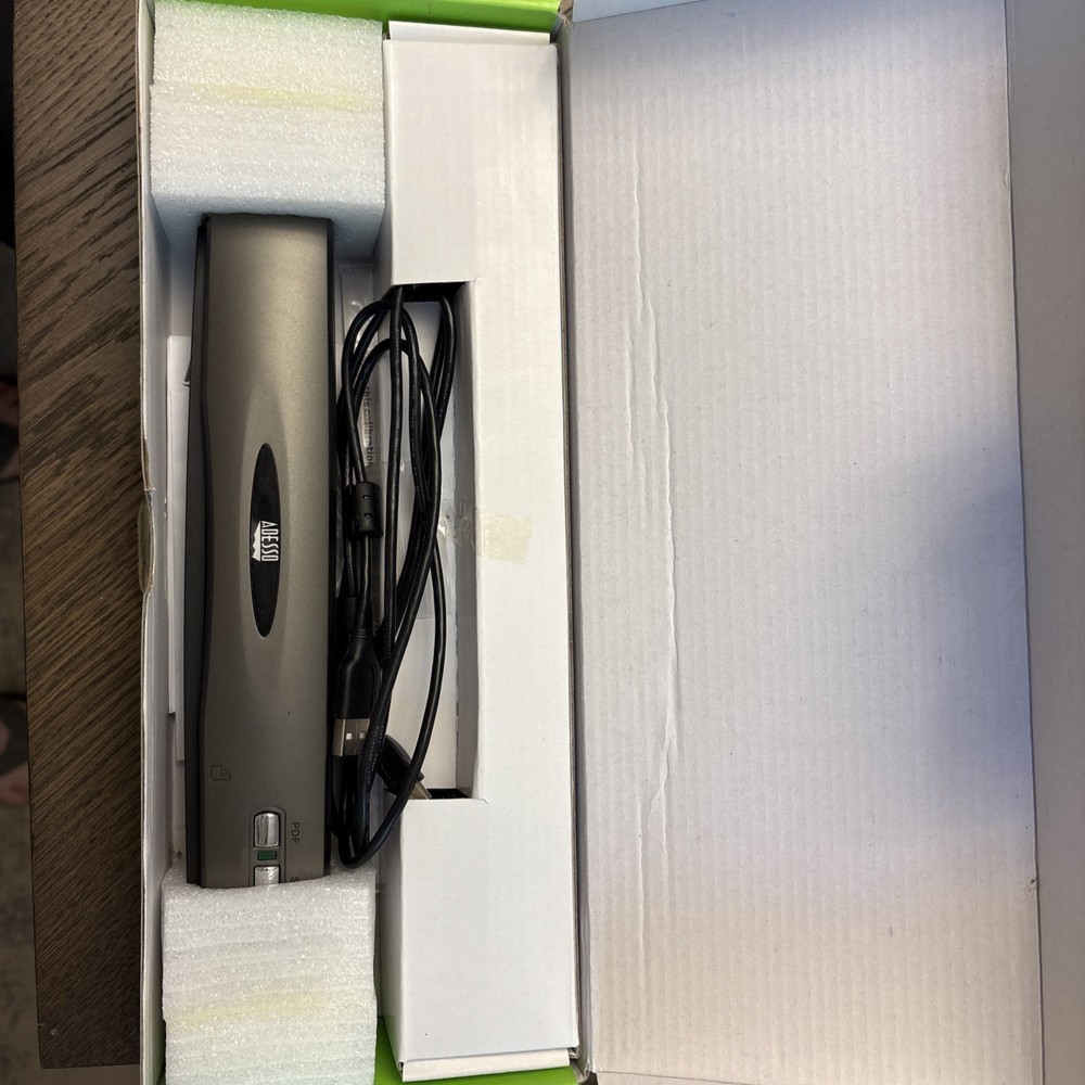 ADESSO Mobile Document Scanner EZScan 2000 New in Box