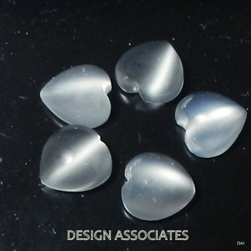 NATURAL WHITE MOONSTONE 7 MM HEART CUT AAA