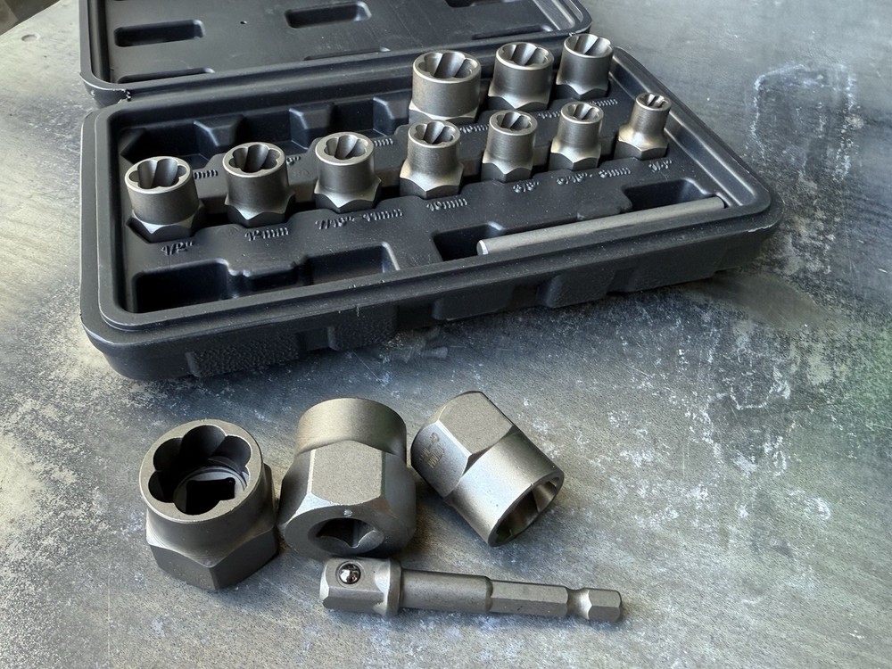 15Pcs Bolt Extractor Kit 3/8" Dr. Impact Bolt & Nut Screws Stud Remover Socket