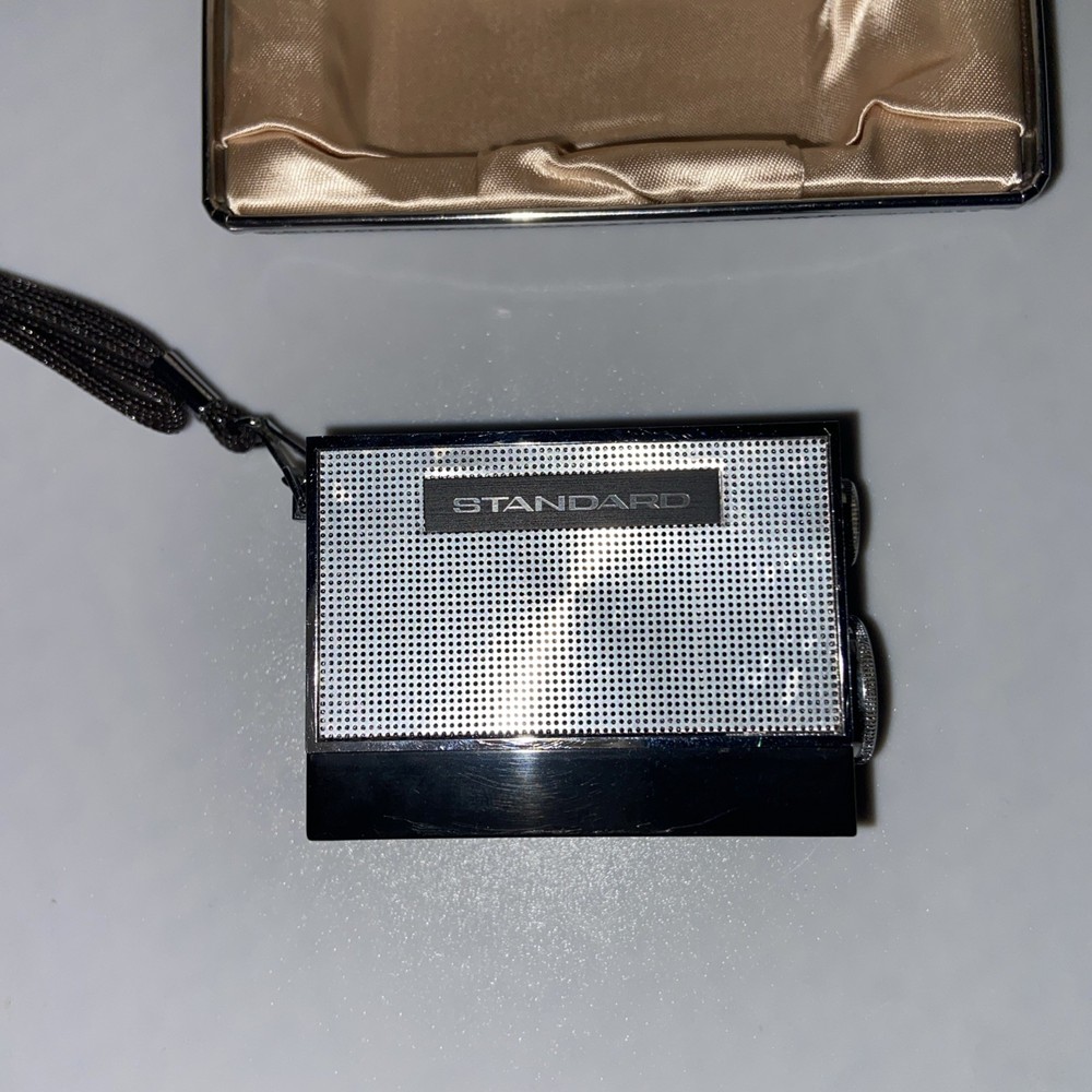Vtg STANDARD Micronic Ruby SR-H436 Micro TRANSISTOR Radio Untested In Case