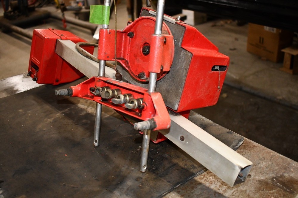 Hunter A111 left rear alignment head, should work but can't guarantee it