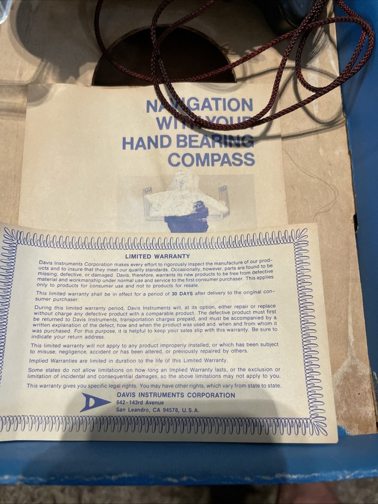 1983 DAVIS INSTRUMENTS HAND BEARING COMPASS NO LED MODEL 211 PREOWNED WITH BOX