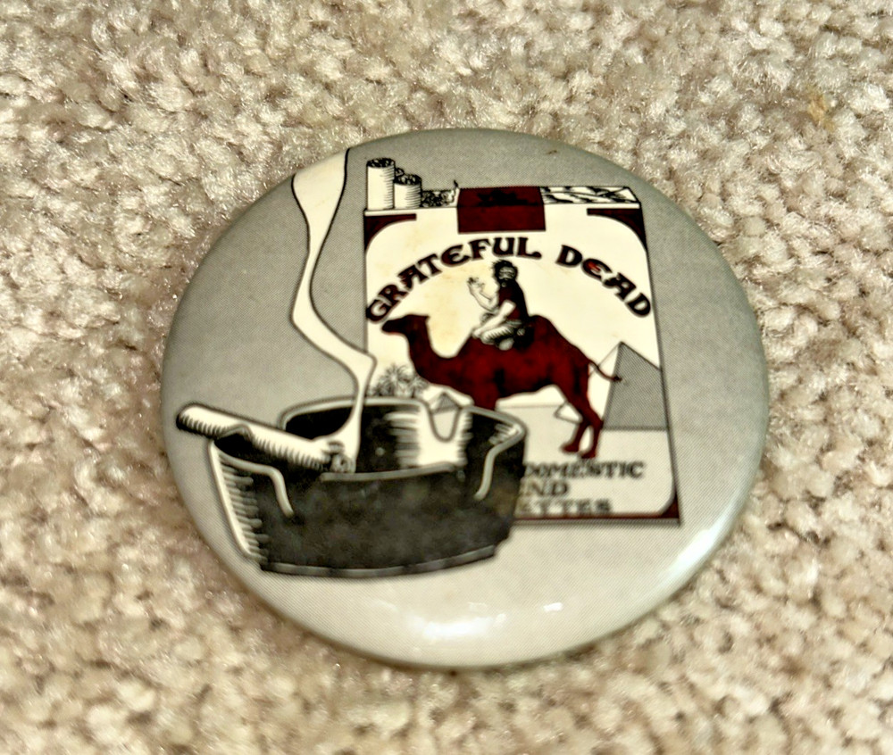 2 - Vintage GRATEFUL DEAD Buttons CAMEL CIGARETTE / ASHTRAY + Bear