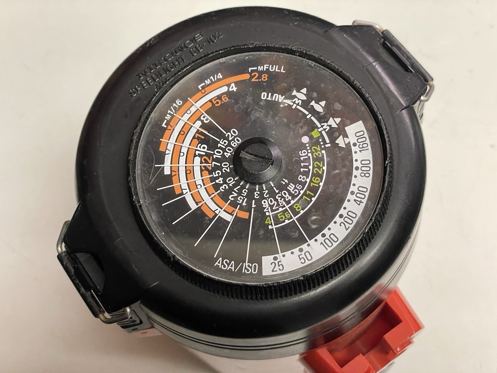 Nikon Nikonos SB-102 Speedlight Flash Working