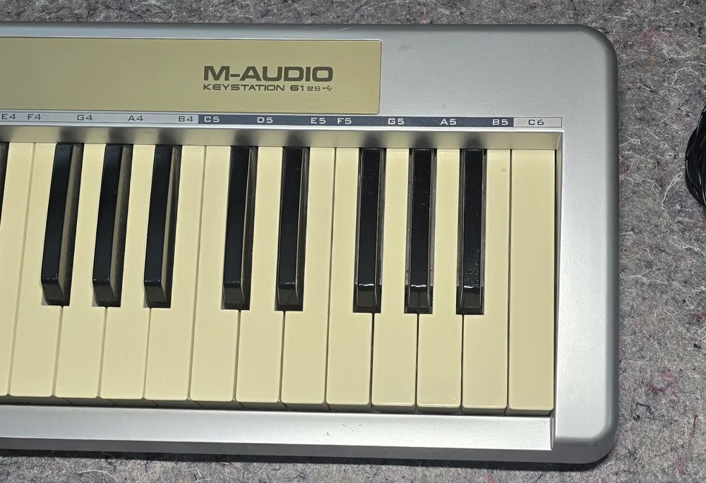 M-AUDIO Keystation 61ES MIDI Controller Keyboard