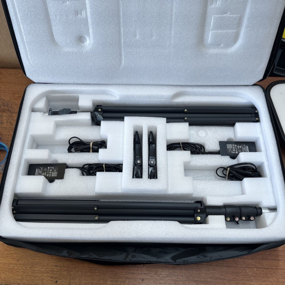 NEEWER RGB168 LED Video Panel Light