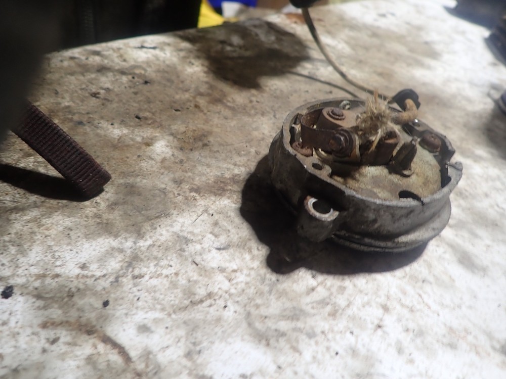 HONDA CL100 1971 Inner Points Housing/Base