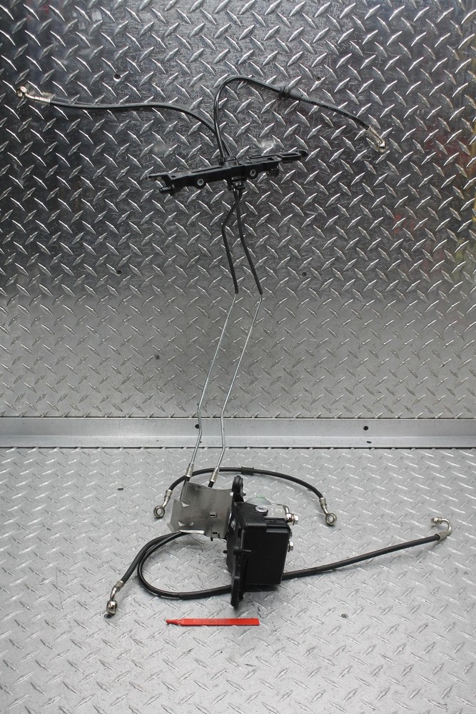 2024 APRILIA RSV4 1100 ABS PUMP UNIT MODULE W/ HOSES