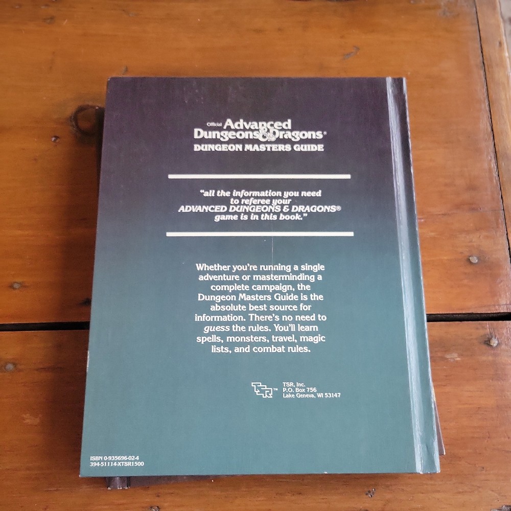 AD&D Dungeon Masters Guide Updated Cover Gary Gygax ORIGINAL