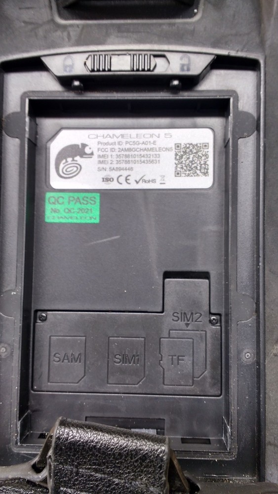 Chameleon 5R Rugged Biometric Handheld Device – Powers On