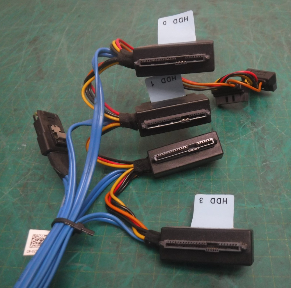 Dell PERC H200 0U039M RAID Card + 0233TD SAS Cable