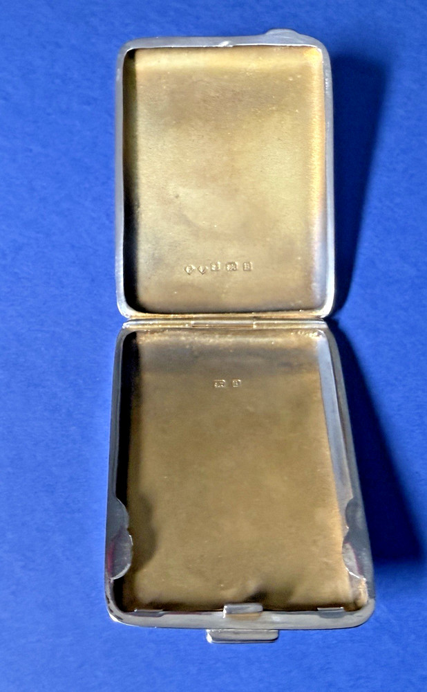 SOLID SILVER ENGINE TURNED BOOK MATCH HOLDER B'HAM 1926 BY FREDRICK FIELD
