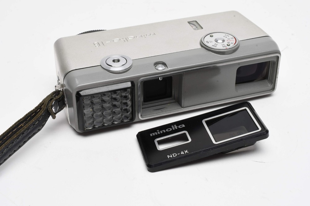 Minolta 16 E.E Subminiature camera, case, strap, Works! Clean (Silver)