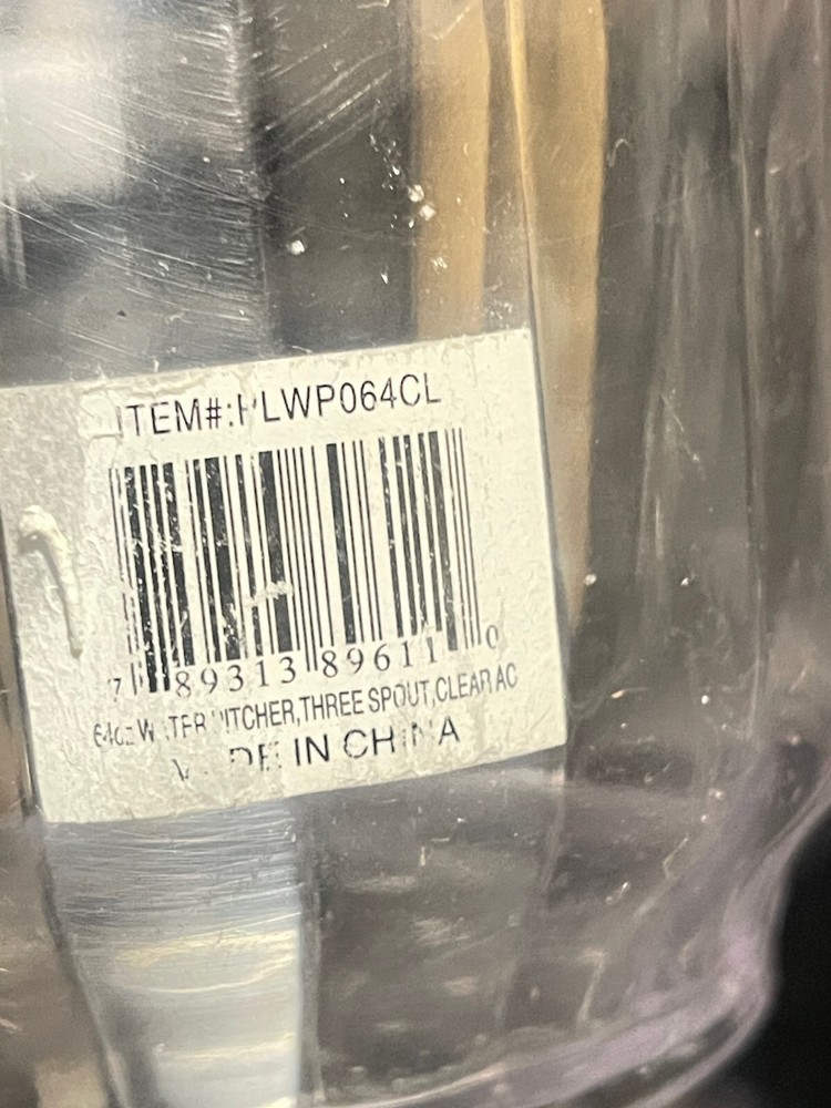 USED Thunder Group PLWP064CL 64 oz Clear Polycarbonate 3 Spout Water Pitcher (S)