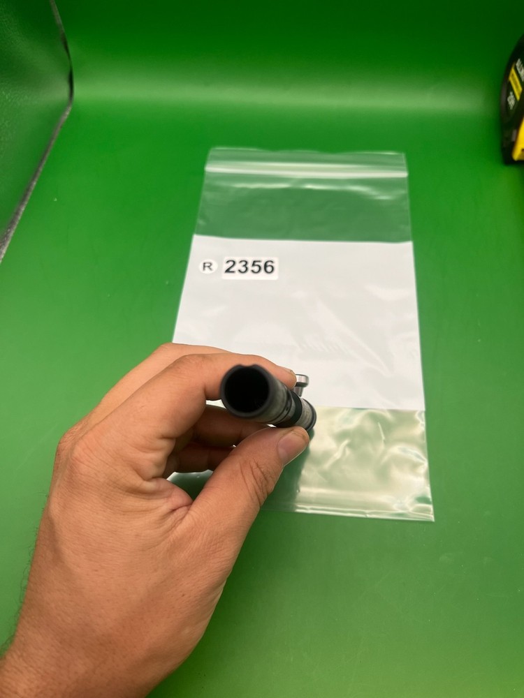 Autococker Bolt