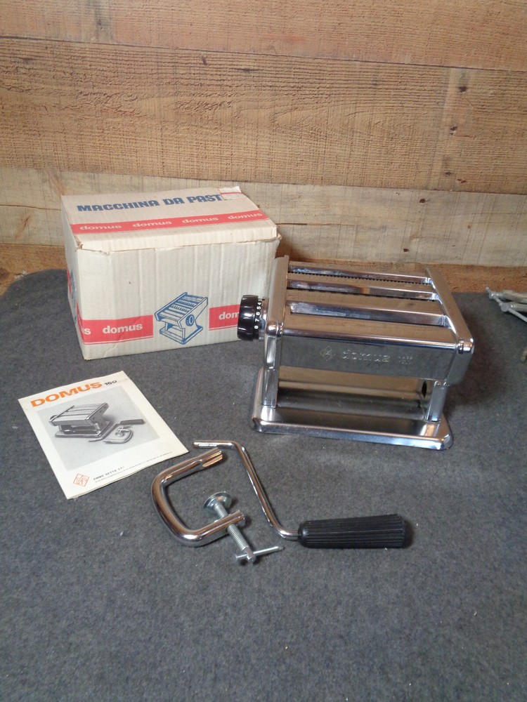DOMUS Pasta Maker Model 160 Hand Crank Machine