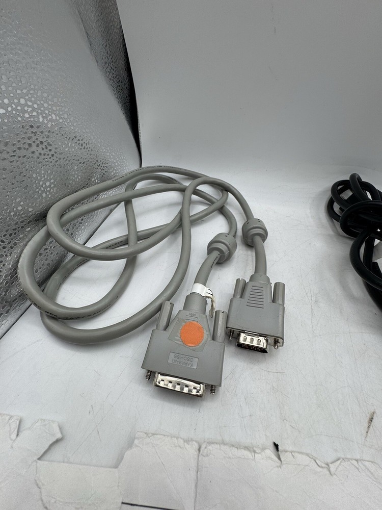 NEC MultiSync MT800 TFT LCD Projector Powers On W/Remote , Cables And Carry Bag