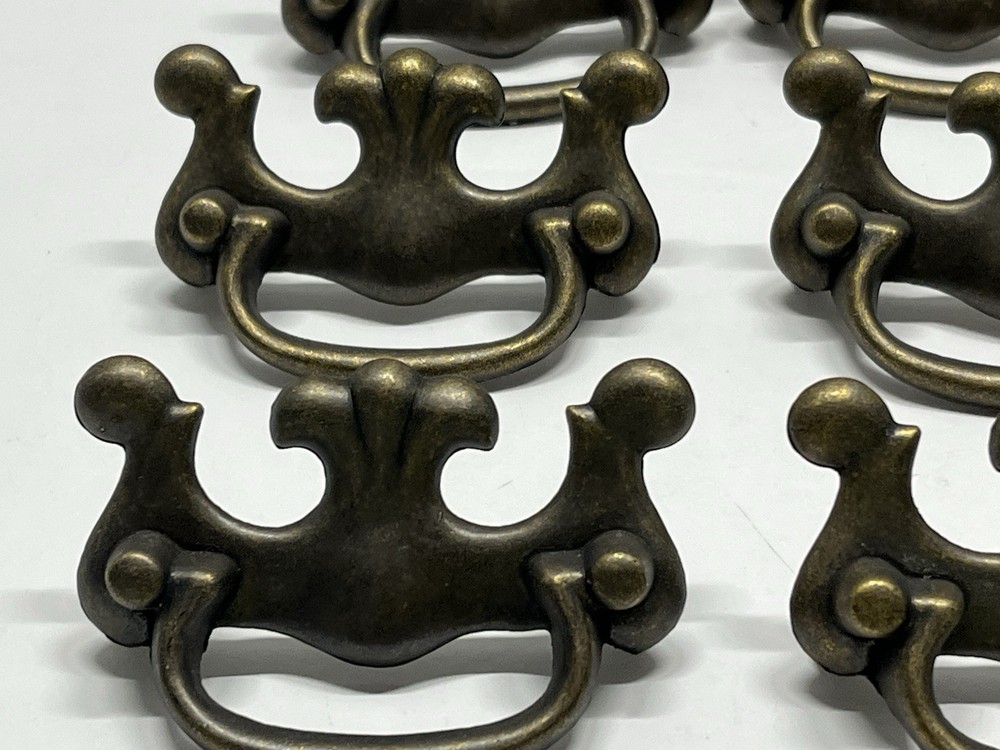 Vintage Lot (15) NOS Chippendale Style Fixed Drawer Pulls #44934