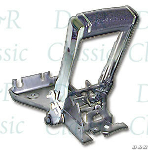 68 69 Camaro Automatic Shifter Assembly Horseshoe handle floor shift auto
