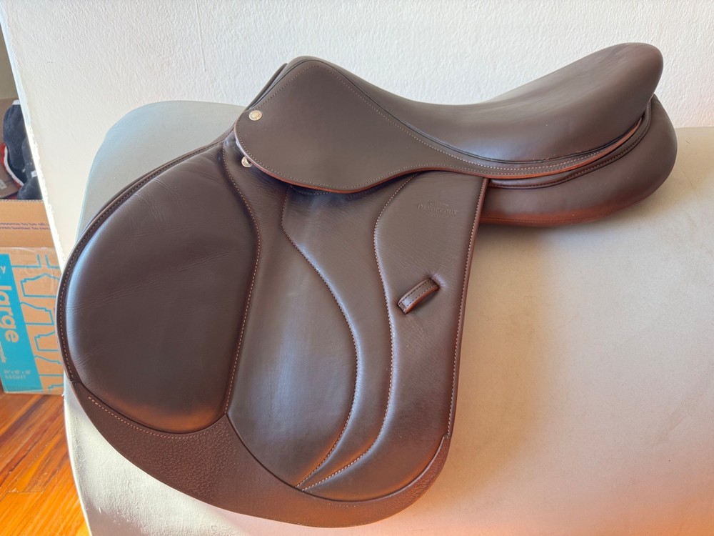 17.5" Devoucoux Biarritz O Saddle -2024 - 3AA - Full Buffalo