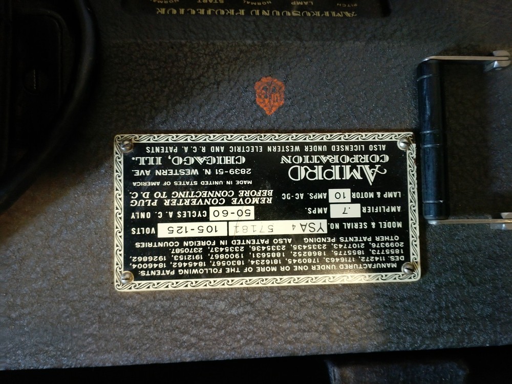 Amprosound Premier 20( YSA4) 16mm Projector