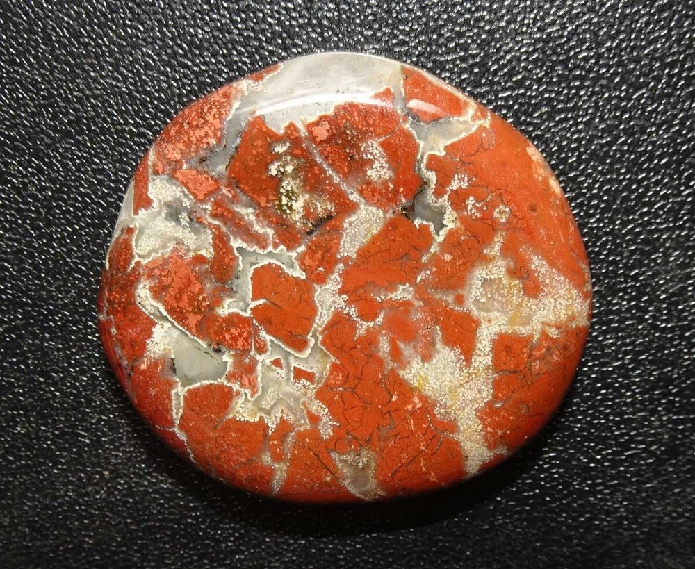 Red Jasper Worry Stone sc681h