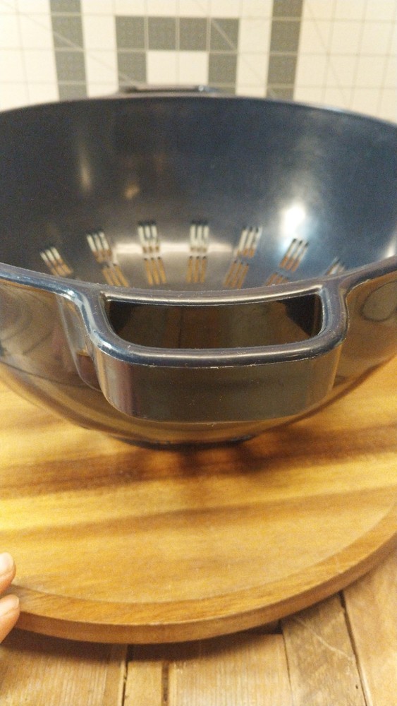 Dansk Blue Plastic Colander