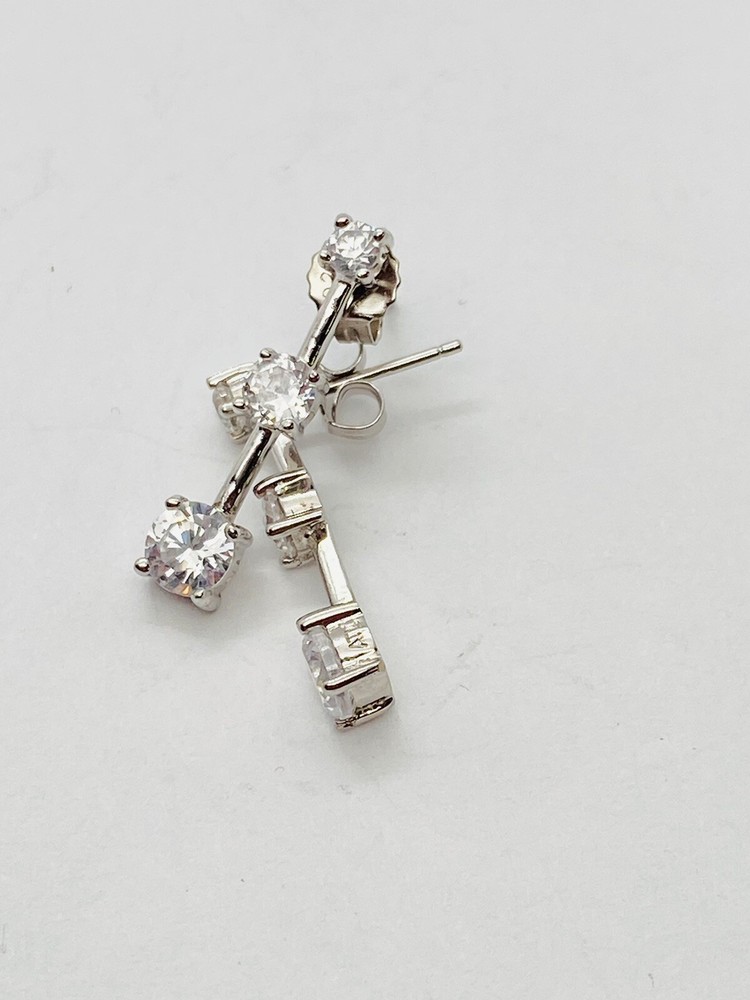 2.5g 925 STERLING SILVER GRADUATED ROUND CZ MARKED DROP DANGLE EARRINGS