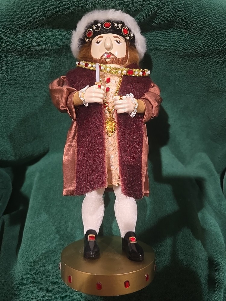 Vintage Henry The Eighth Nutcracker  2005 Nutcracker Village  14”tall
