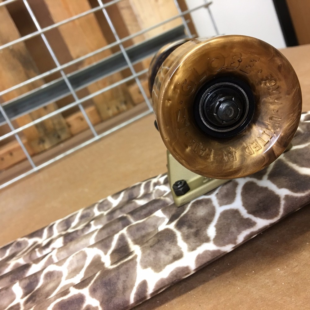 New Globe Bantam Graphics ST Giraffe Complete Skateboard - 23in