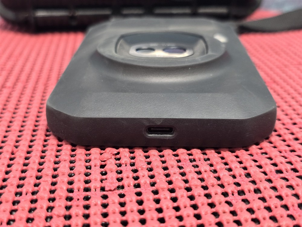 FLIR C5 COMPACT THERMAL CAMERA W/ CASE