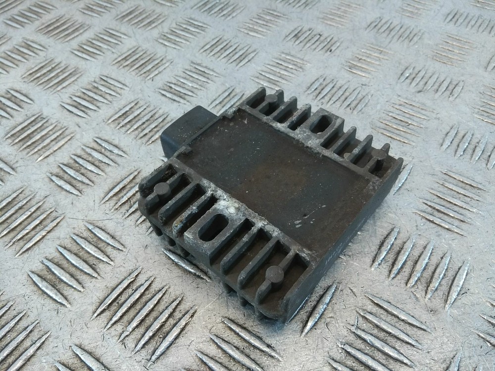 2011 KAWASAKI ER 6F RECTIFIER REGULATOR