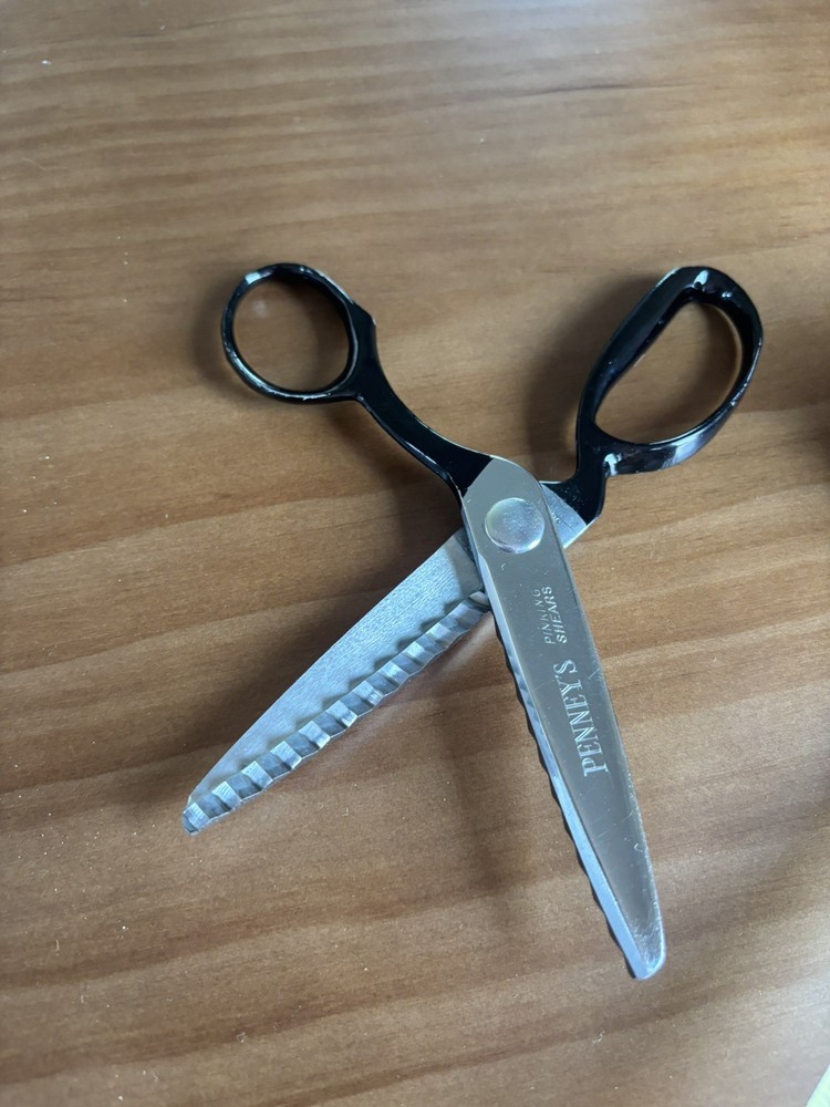 Vintage Penney’s Pinking Shears Sewing Tools Sharp Fabric Zigzag Scissors