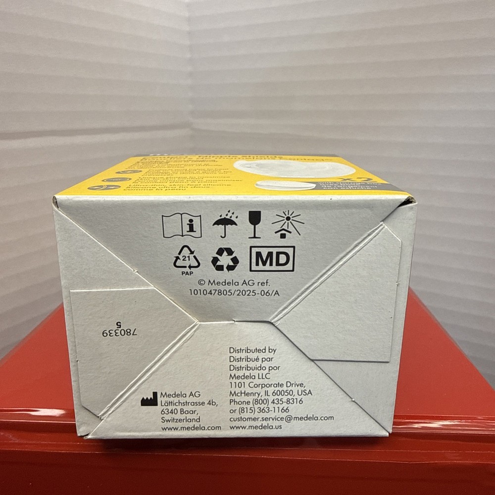 Medela Contact Nipple Shields Size Medium 20 mm / 2 Pack. With Storage Box