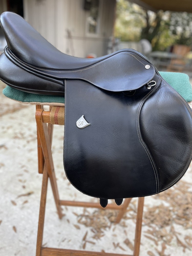 Bates Elevation DS Jump English Saddle 17.5”