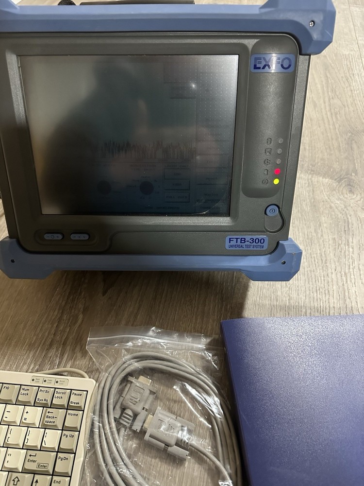 Exfo FTB-300-D2M1N2 Universal Test System
