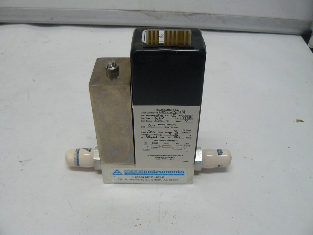 Unit Instruments UFC-1100 mass flow controller range 1000 SCCM gas N2