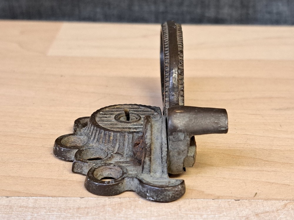 Victorian Style Lock Handle Keyhole