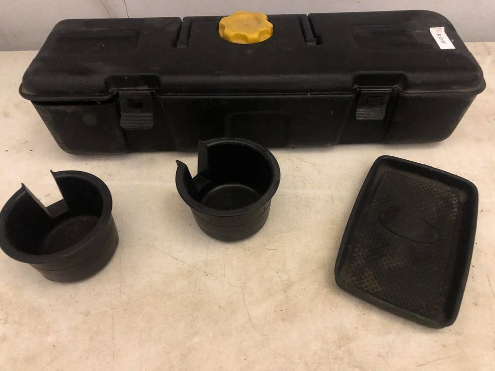 Land Rover Freelander  Empty Jack Tool Box  2 Cupholders and Mat