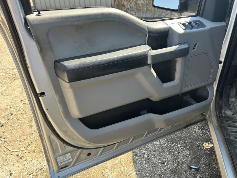 F150 2015 High Mounted Stop Light 104714187
