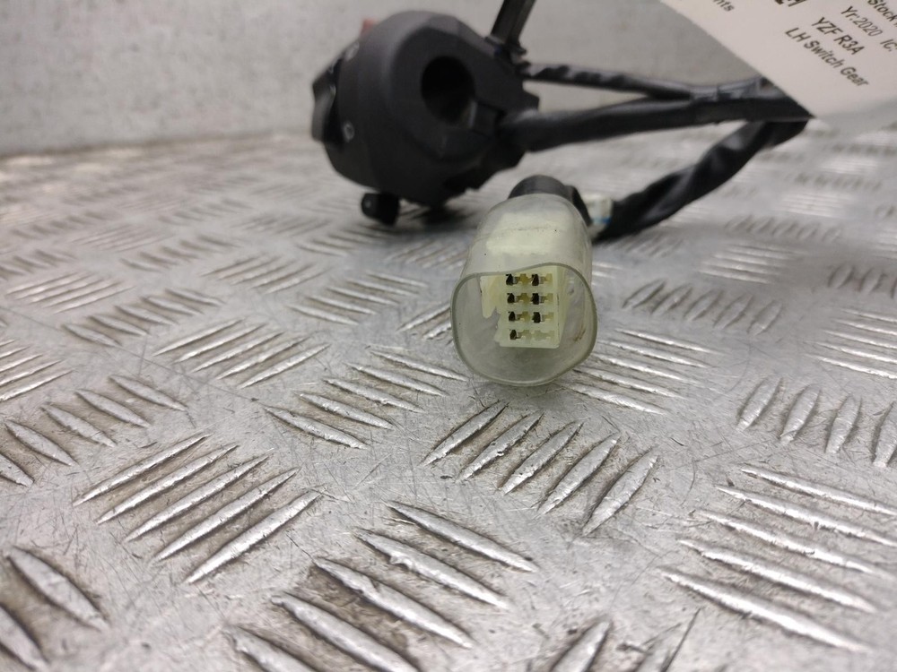 2020 YAMAHA YZF R3 A Left Hand Switch Gear