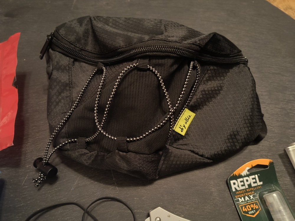 Basic Survival/Hiking Kit