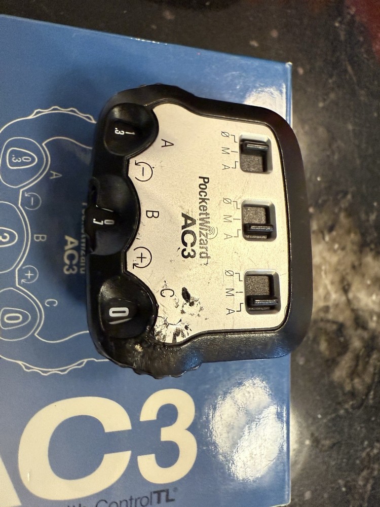 Pocket Wizards Flex TT5,AC3,TT1 Transmitter. Bag