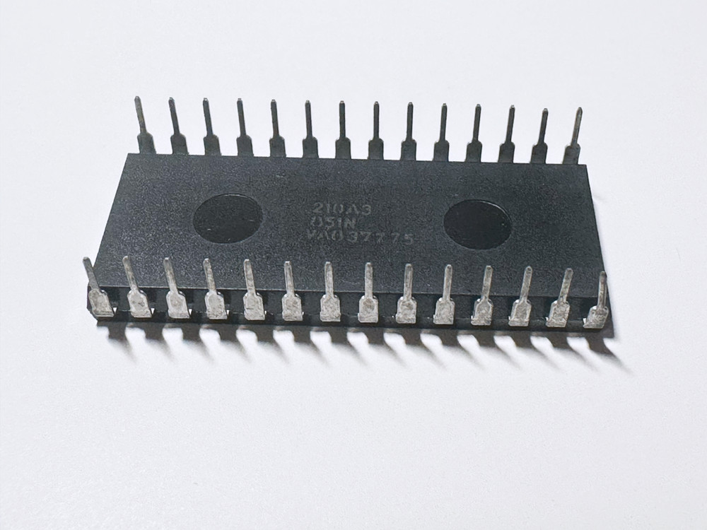 SAB8259AP SIEMENS Programmable Interrupt Controller IC 8-Input Cascadable DIP-28