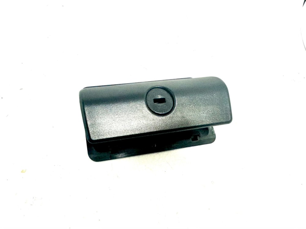 Glove Box Latch Lock BMW 325 328 330 M3 335 X3 X5 E39 E46 E60/61 E9X E53 E83 E90