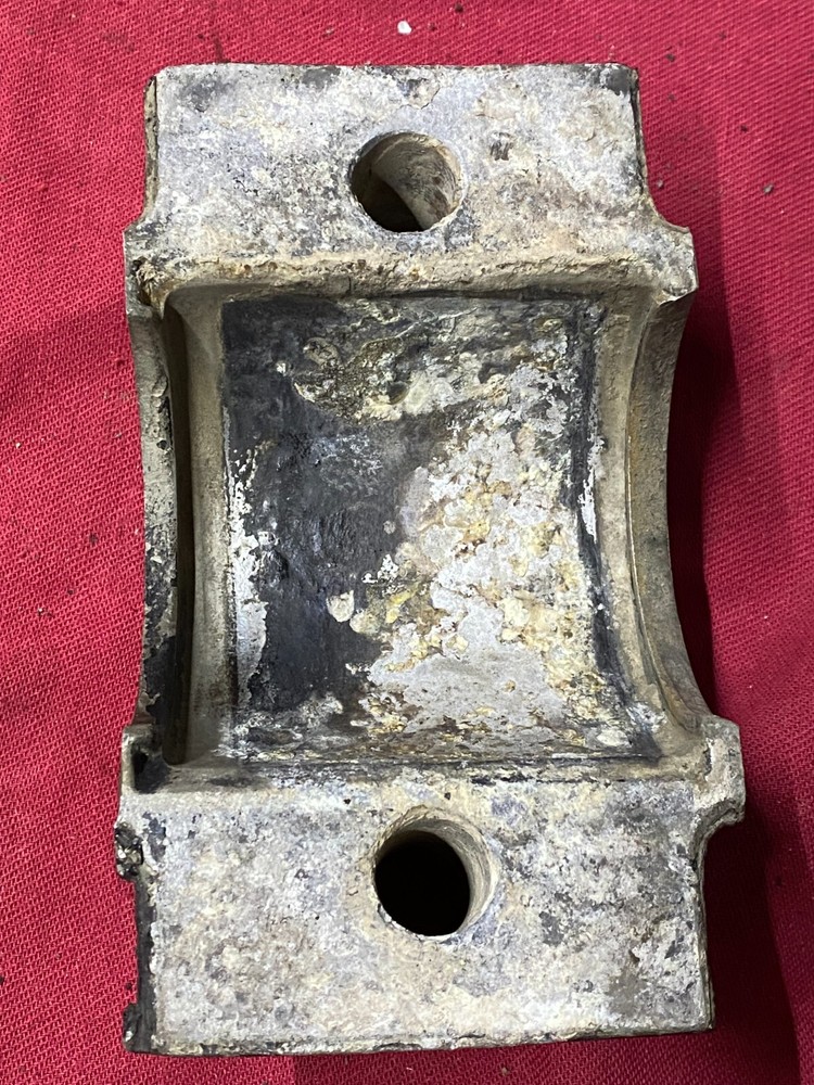 KENWORTH FRAME CAP BRACKET K071-429